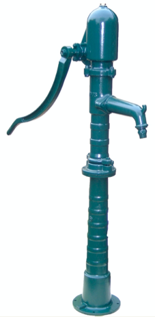 Wasserpumpe / Hand – Schwengel – Pumpe / Saugpumpe – Draußenraum